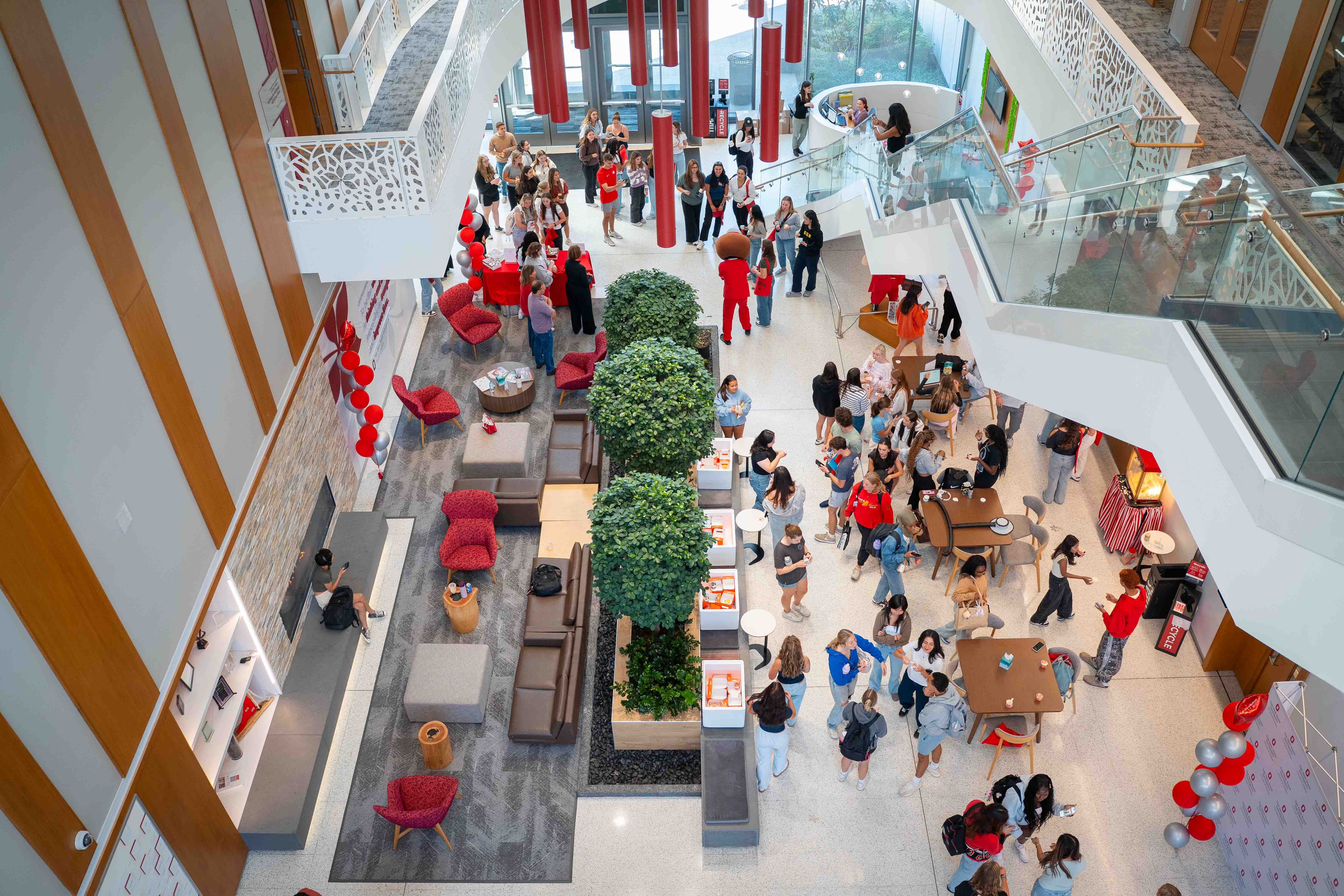 Students in Heminger Hall atrium