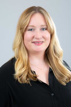 Olivia Cotton portrait
