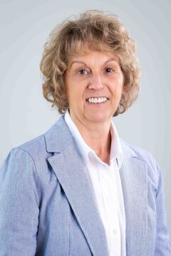 Janis Brewer portrait