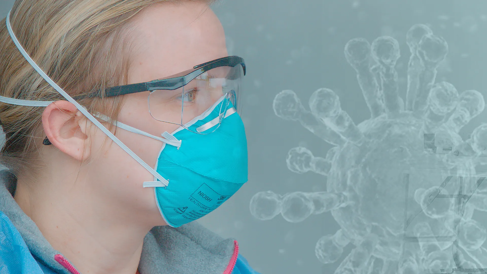 nurse wearing face mask